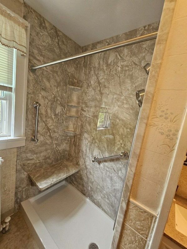 How Bathtub Installation Improves Bathroom Functionality